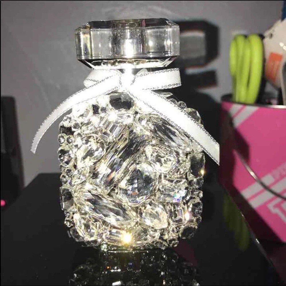 VS bombshell luxe